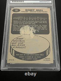 Bobby Hull signed 1965-66 Topps Trading Card PSA DNA Slabbed Auto HOF C1084