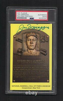 Joe DiMaggio Signed Gold Baseball Hall of Fame Postcard-PSA/DNA Slab-Yankees