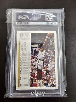 Karl Malone Signed Slabbed Card PSA/DNA Authentic
