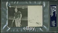 Yankees Roger Maris Authentic Signed 2.5x4 Newspaper Photo PSA/DNA Slabbed